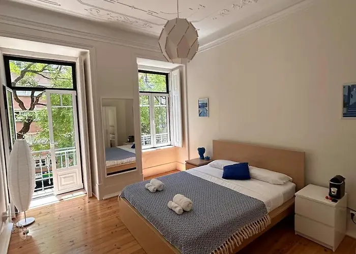Charming Room In The Heart Of Lisbon
